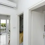 Nikola * Barbat na Rabu
